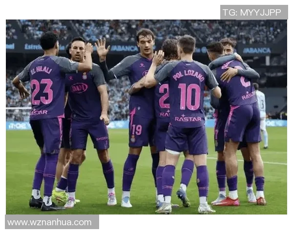 西班牙人主场迎战巴塞罗那双方争夺德比荣耀与积分榜优势